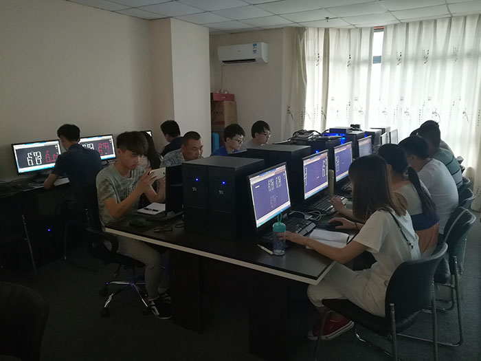 合肥暑期班7月3日室內(nèi)設(shè)計(jì)CAD施工圖3D效果圖班上課照片 第 1 張 合肥暑期班7月3日室內(nèi)設(shè)計(jì)CAD施工圖3D效果圖班上課照片 第 1 張